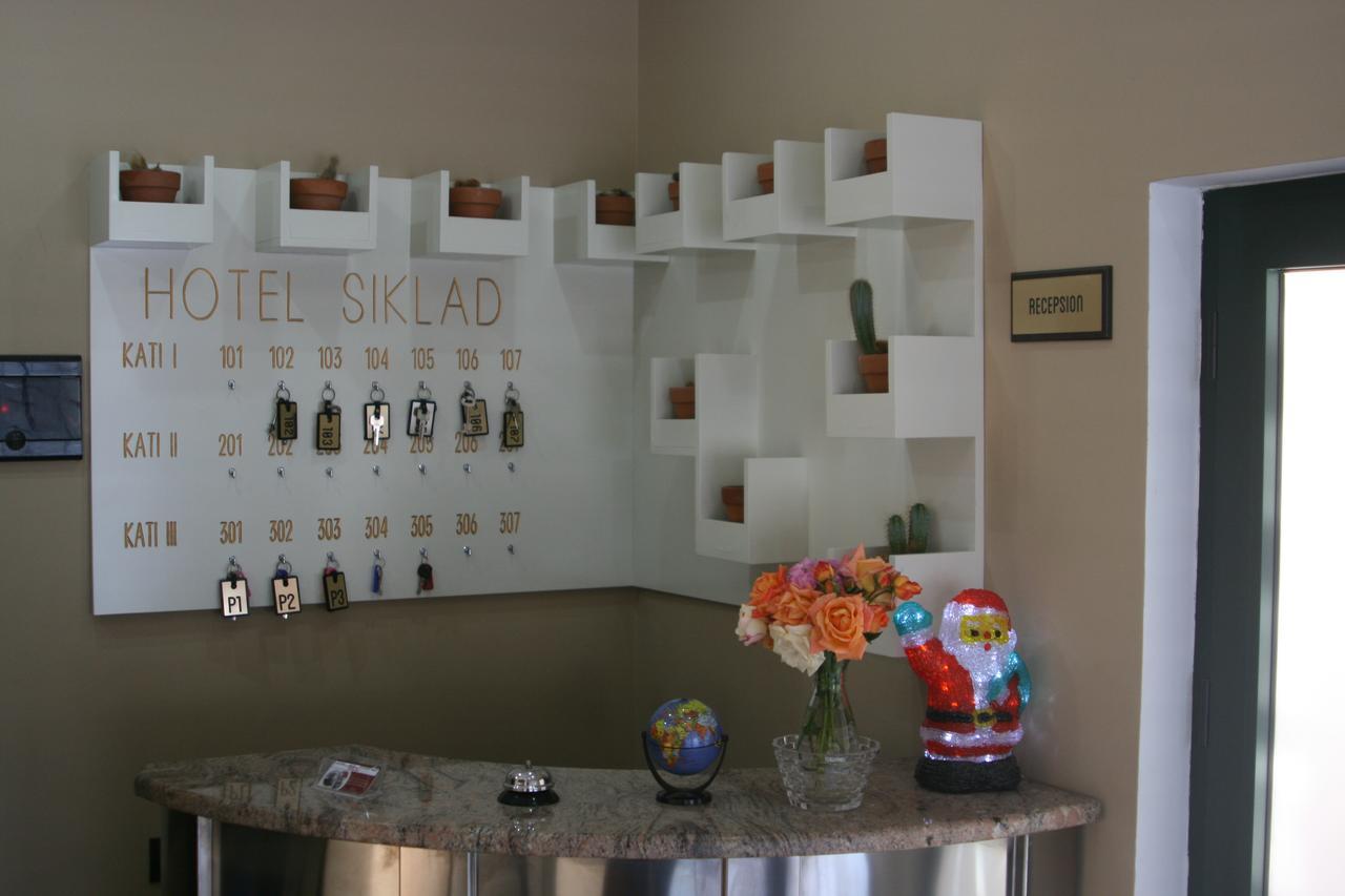 Hotel Siklad Lezhë Zewnętrze zdjęcie