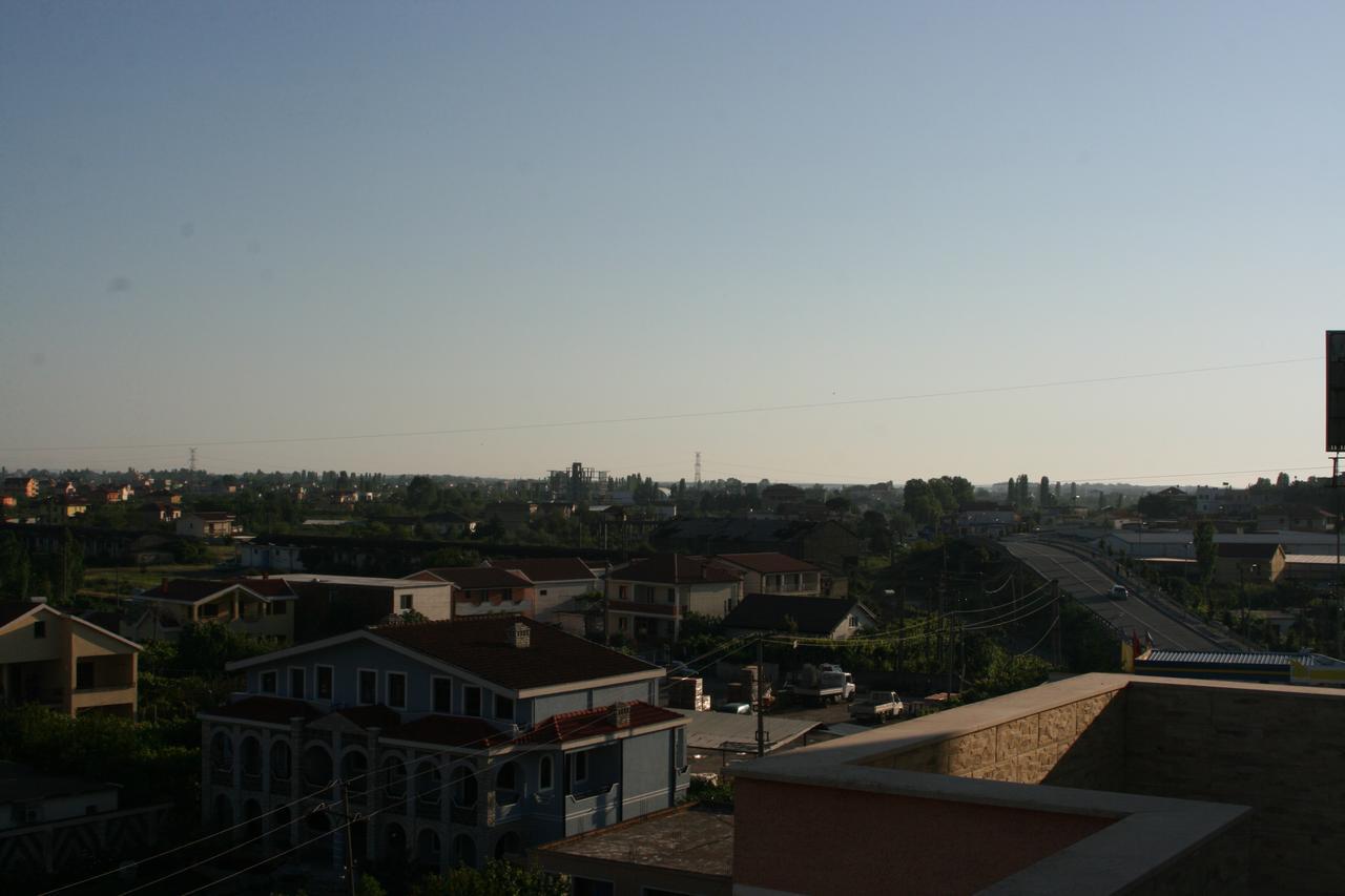 Hotel Siklad Lezhë Zewnętrze zdjęcie