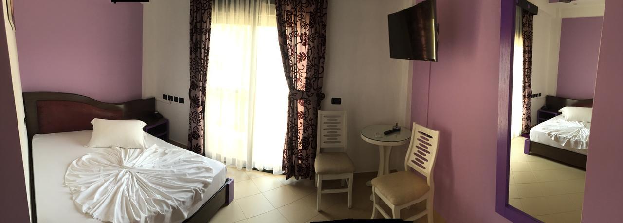 Hotel Siklad Lezhë Zewnętrze zdjęcie